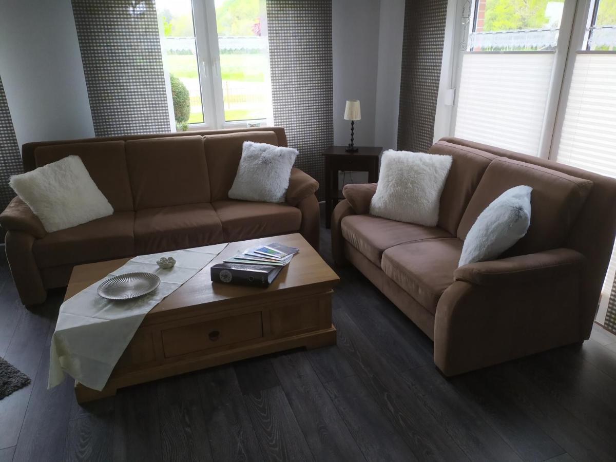 Ferienwohnung Zeit Fuer Uns Berumbur Exterior foto